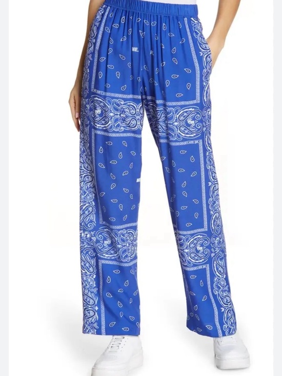 by june 22 Pants - 💙 BY June 22 Relaxed Bandana Print  Pants - Blue